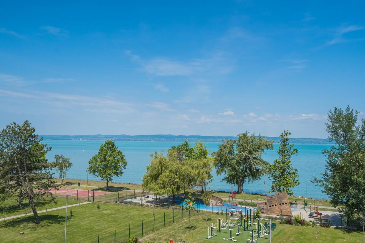 Mf Adriana Panorama Apartment Siofok Dış mekan fotoğraf