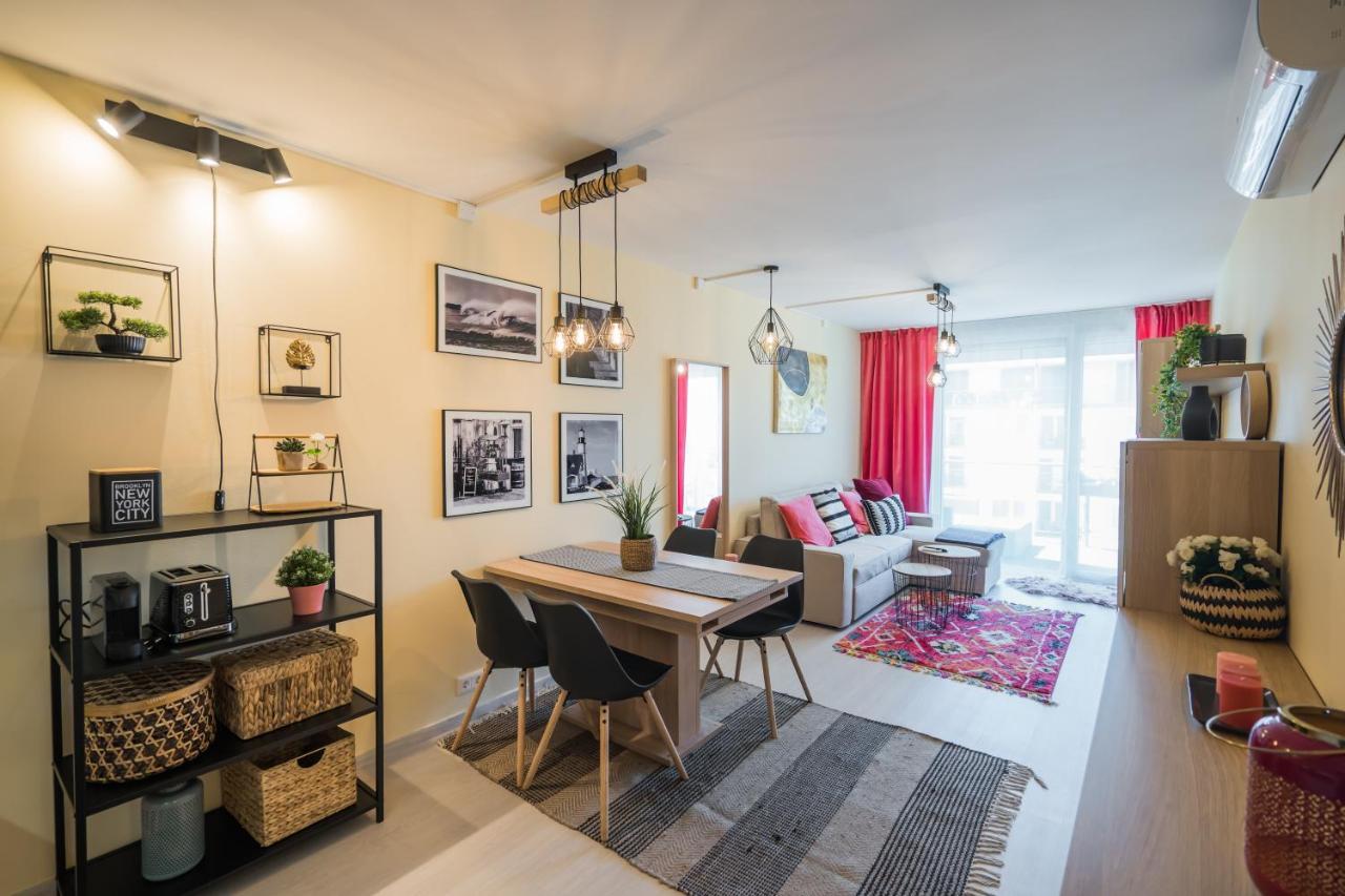 Mf Adriana Panorama Apartment Siofok Dış mekan fotoğraf